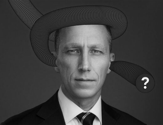 Mees, kelle ümber on küsimärkide uss